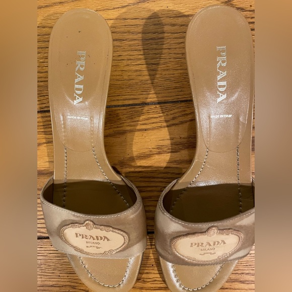 PRADA Kittenheels, size 39, heel height 2 inches - Picture 4 of 13